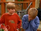 Cole & Dylan Sprouse : spr-suitelife102_060.jpg