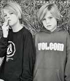 Cole & Dylan Sprouse : volcomblackandwhite.jpg