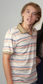 Cole Sprouse : cole-sprouse-1328754160.jpg