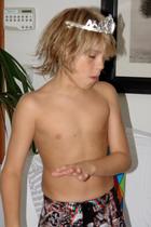 Cole Sprouse : cole-sprouse-1377371138.jpg