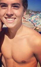 Cole Sprouse : cole-sprouse-1405437684.jpg