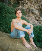Cole Sprouse : cole-sprouse-1448662518.jpg