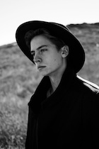 Cole Sprouse : cole-sprouse-1449001921.jpg