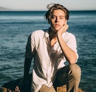 Cole Sprouse : cole-sprouse-1451592950.jpg