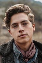 Cole Sprouse : cole-sprouse-1452578213.jpg