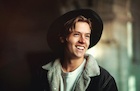 Cole Sprouse : cole-sprouse-1453459770.jpg