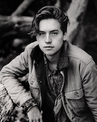 Cole Sprouse : cole-sprouse-1453459775.jpg