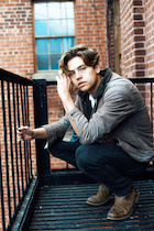 Cole Sprouse : cole-sprouse-1456123300.jpg