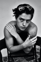 Cole Sprouse : cole-sprouse-1466803081.jpg