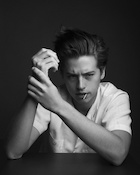 Cole Sprouse : cole-sprouse-1493618041.jpg