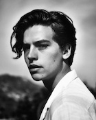 Cole Sprouse : cole-sprouse-1493676722.jpg