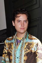 Cole Sprouse : cole-sprouse-1633977805.jpg