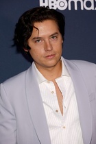 Cole Sprouse : cole-sprouse-1648431698.jpg