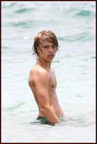 Cole Sprouse : colesprouse_1299435504.jpg