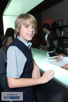 Cole Sprouse : colesprouse_1301290204.jpg