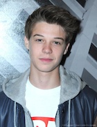 Colin Ford : colin-ford-1438954201.jpg