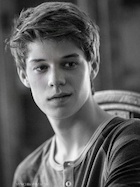 Colin Ford : colin-ford-1438954921.jpg