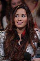 Demi Lovato : demi-lovato-1318556776.jpg