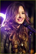 Demi Lovato : demi-lovato-1319303015.jpg
