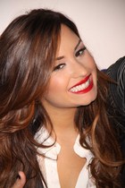 Demi Lovato : demi-lovato-1319399828.jpg