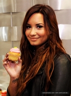 Demi Lovato : demi-lovato-1321027538.jpg