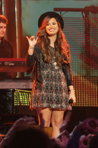 Demi Lovato : demi-lovato-1323224838.jpg
