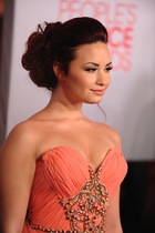 Demi Lovato : demi-lovato-1326581830.jpg