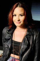 Demi Lovato : demi-lovato-1328937062.jpg