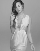 Demi Lovato : demi-lovato-1338063417.jpg
