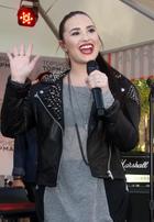Demi Lovato : demi-lovato-1360966987.jpg