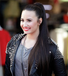 Demi Lovato : demi-lovato-1365556225.jpg