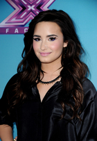 Demi Lovato : demi-lovato-1370707477.jpg