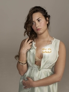 Demi Lovato : demi-lovato-1374690424.jpg