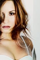 Demi Lovato : demi-lovato-1376586125.jpg