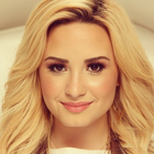 Demi Lovato : demi-lovato-1381537085.jpg