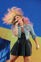 Demi Lovato : demi-lovato-1384381262.jpg