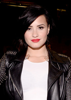 Demi Lovato : demi-lovato-1419025888.jpg