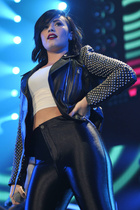 Demi Lovato : demi-lovato-1426446121.jpg