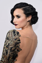 Demi Lovato : demi-lovato-1448413350.jpg