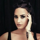 Demi Lovato : demi-lovato-1449372384.jpg