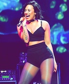 Demi Lovato : demi-lovato-1449869041.jpg