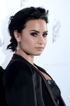 Demi Lovato : demi-lovato-1453031156.jpg