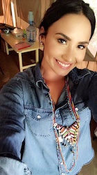 Demi Lovato : demi-lovato-1484157937.jpg