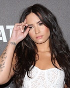 Demi Lovato : demi-lovato-1488843506.jpg
