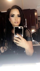 Demi Lovato : demi-lovato-1492038063.jpg