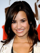 Demi Lovato : demi_lovato_1259115234.jpg