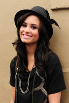 Demi Lovato : demi_lovato_1264571206.jpg