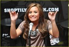Demi Lovato : demi_lovato_1279554446.jpg