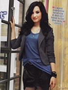 Demi Lovato : demi_lovato_1307609134.jpg