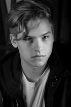 Dylan Sprouse : dylan-sprouse-1411243121.jpg